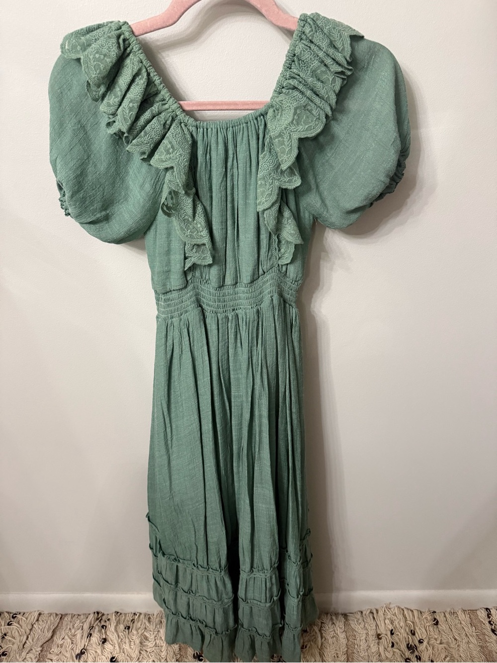 Joyfolie Sage Green Ruffle Puff-Sleeve Dress for Girls - Picture 3 of 4